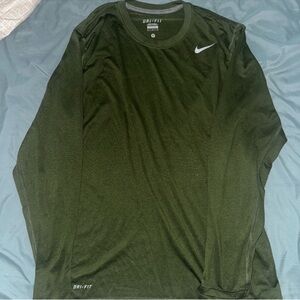 NIKE DRI FIT SZ M